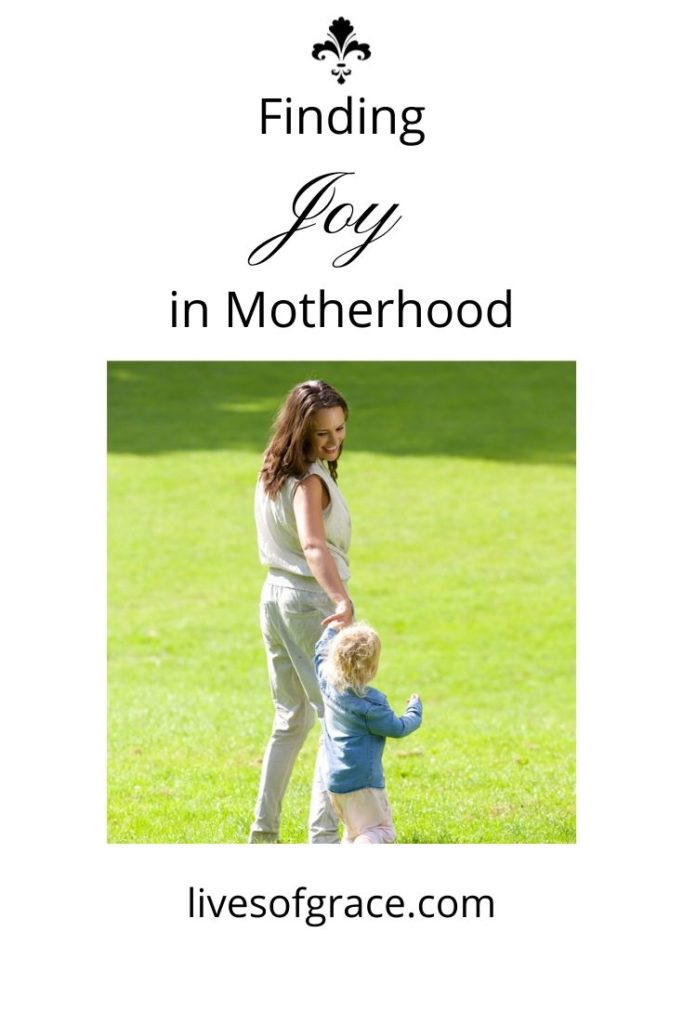 How to find joy in motherhood #joyfulmotherhood #findingjoyinmotherhood