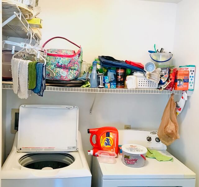 Messy Laundry Room #decluttertheeasyway