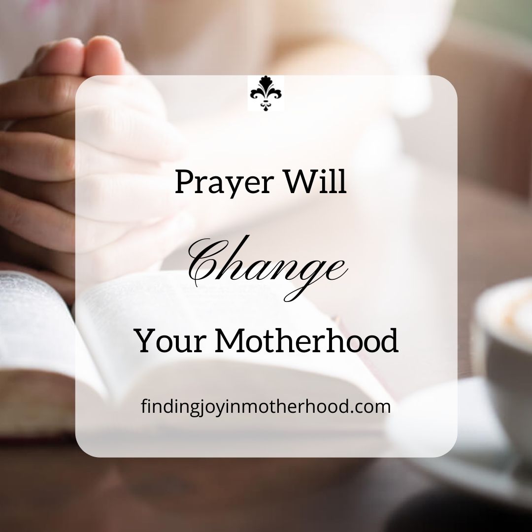 mother praying #prayerinmotherhood #christianmotherhood #catholicfaith